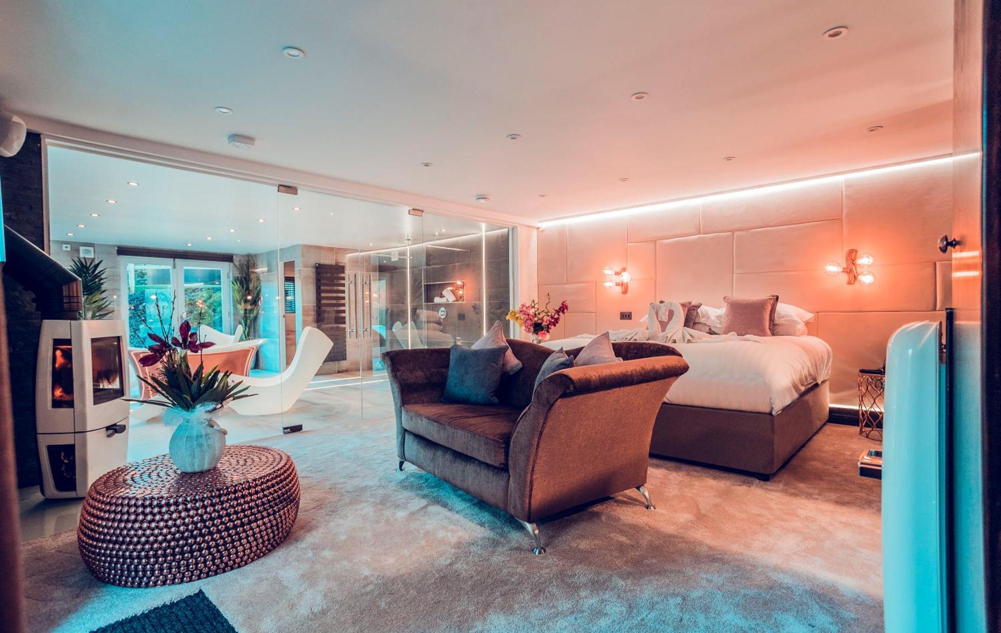 Aphrodites Group - Luxury Hot Tub Suites In Central Lake District! Боунесс-он-Віндермір Екстер'єр фото
