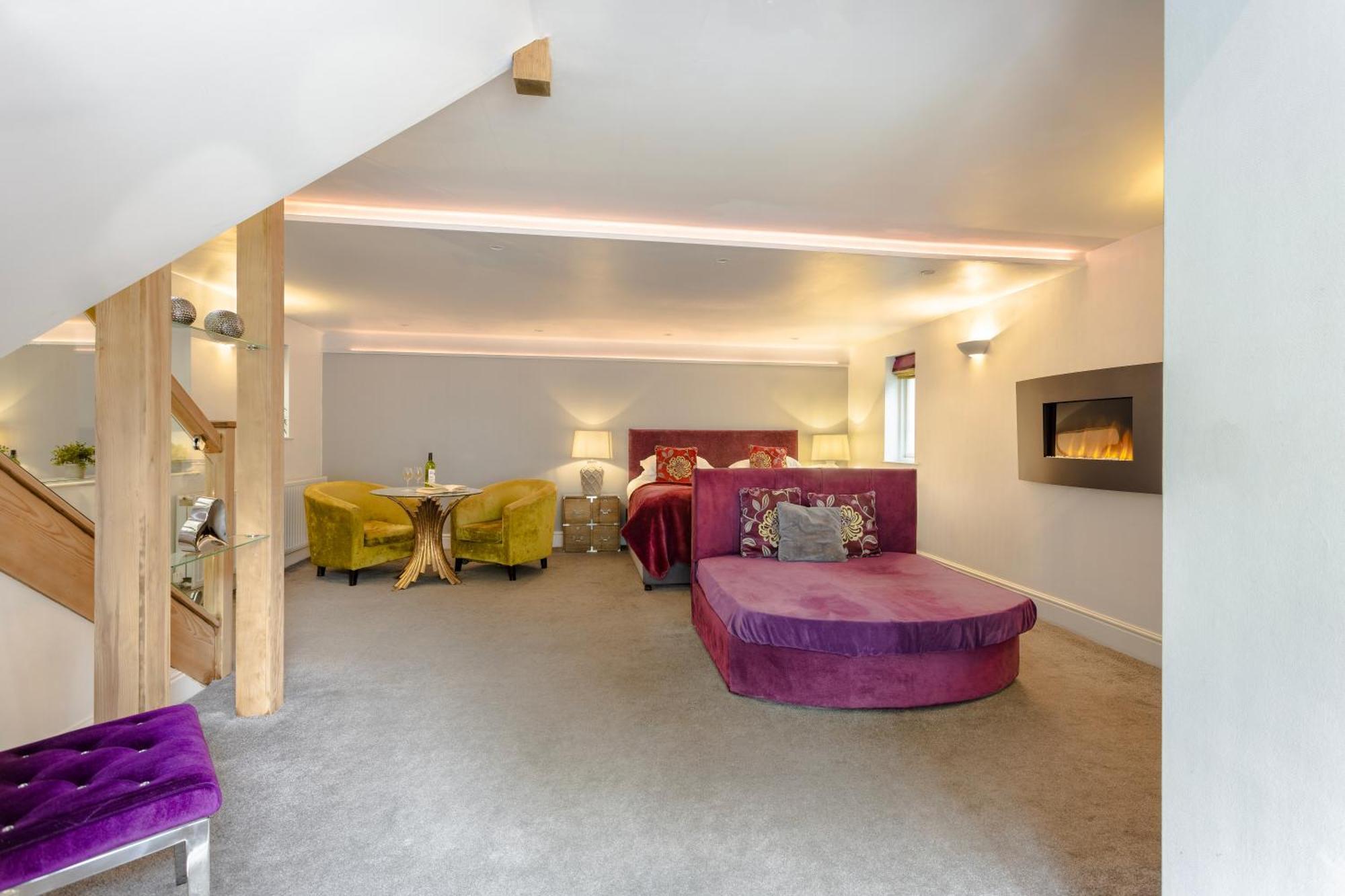 Aphrodites Group - Luxury Hot Tub Suites In Central Lake District! Боунесс-он-Віндермір Екстер'єр фото