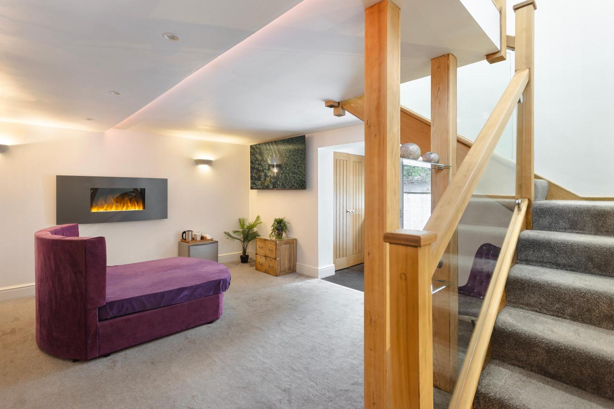 Aphrodites Group - Luxury Hot Tub Suites In Central Lake District! Боунесс-он-Віндермір Екстер'єр фото